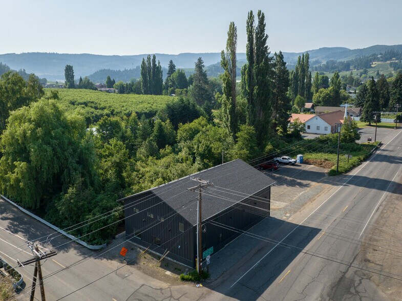 More Photos Of 3061 Odell Hwy, Hood River Specialty For Sale