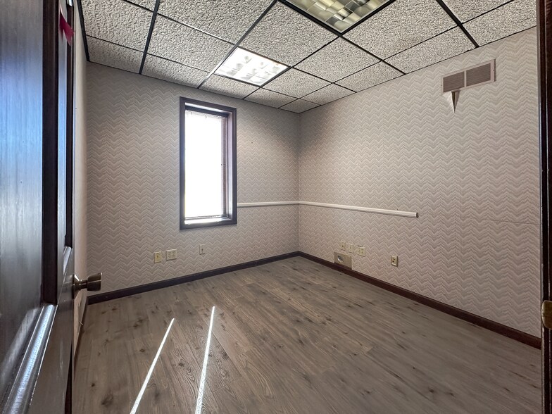 More Photos Of 2014 S Calhoun St, Fort Wayne Manufacturing For Lease