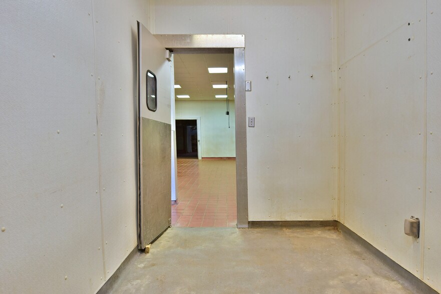 More Photos Of 126 Erie St, Cortland Warehouse For Sale