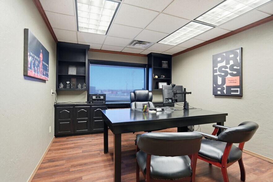 More Photos Of 14220 S Meridian Ave, Oklahoma City Warehouse For Sale