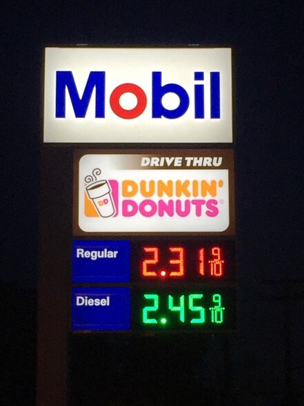More Photos Of 1095 New Loudon Rd, Cohoes Fast Food For Lease