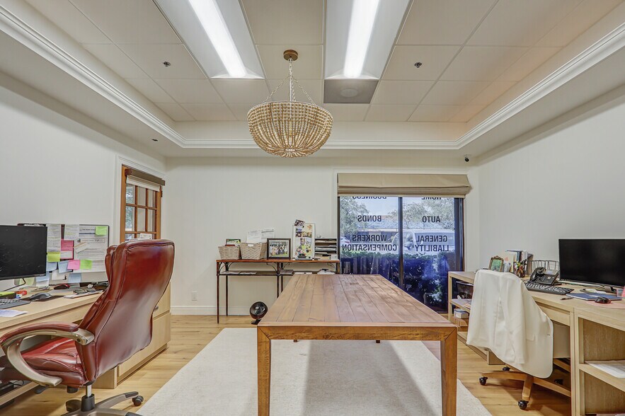 More Photos Of 955 SE Central Pky, Stuart Office For Lease