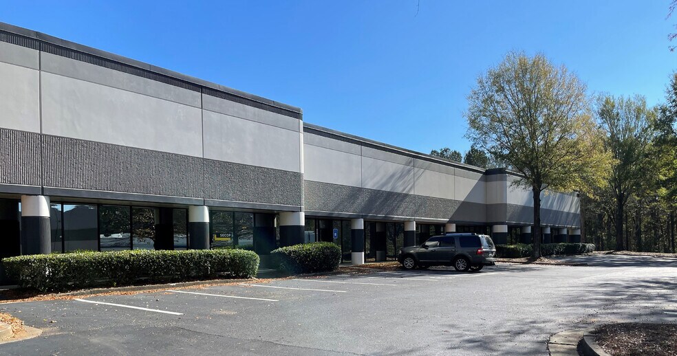 More Photos Of 3000 Northfield Pl, Roswell Warehouse For Lease