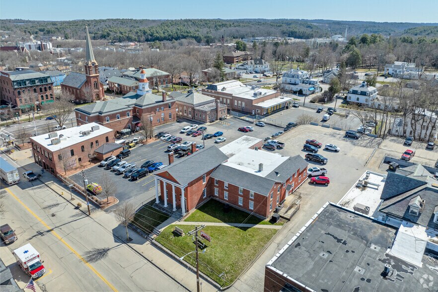 More Photos Of 25 Elm St, Southbridge Office For Sale
