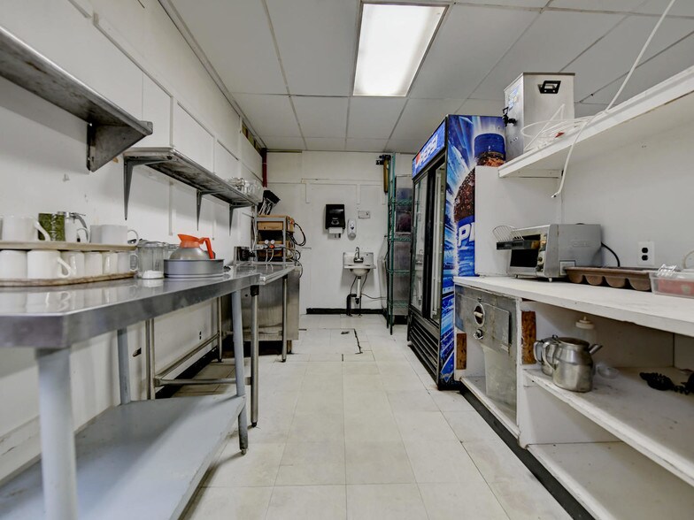 More Photos Of 638-640 Stokes Rd, Medford Restaurant For Sale
