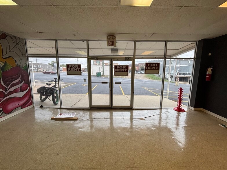 More Photos Of 114-116 E Auglaize St, Wapakoneta Unknown For Lease