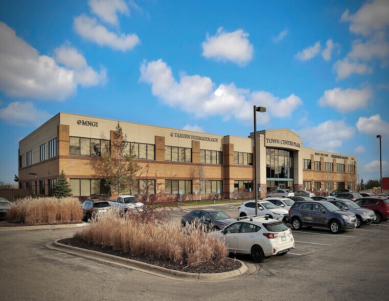 More Photos Of 1185 Town Centre Dr, Eagan Medical For Lease