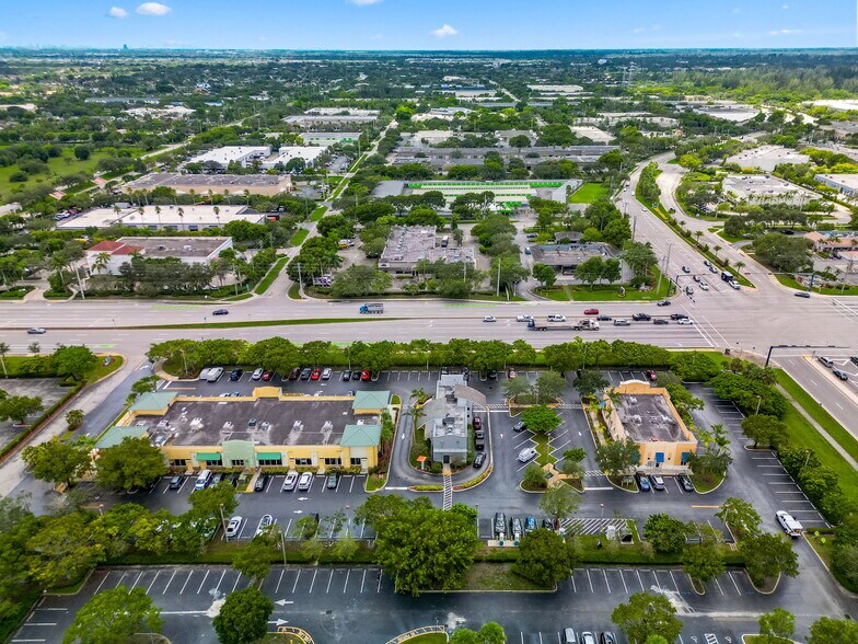 More Photos Of 10101-10181 W Commercial Blvd, Fort Lauderdale Unknown For Lease