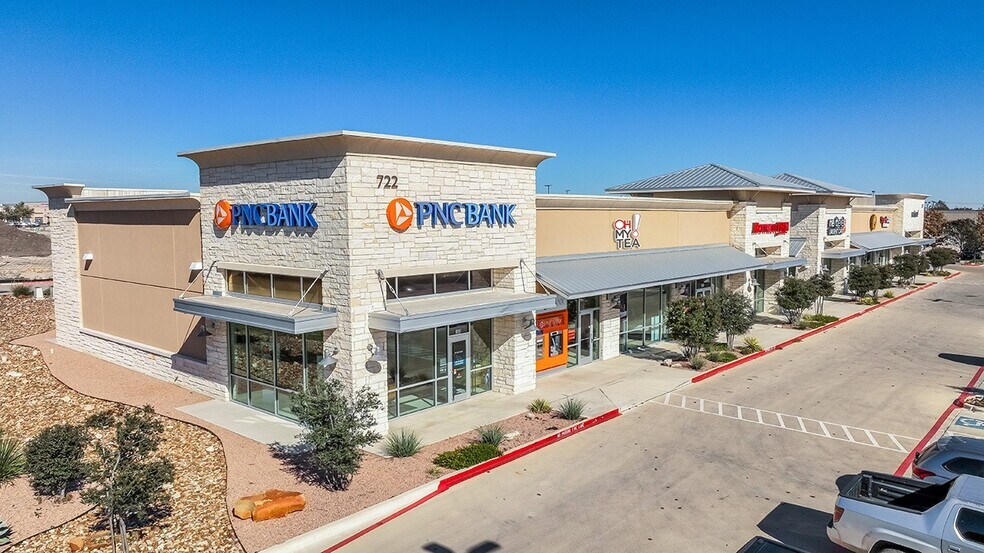 More Photos Of 201 Ed Schmidt Blvd, Hutto Unknown For Lease