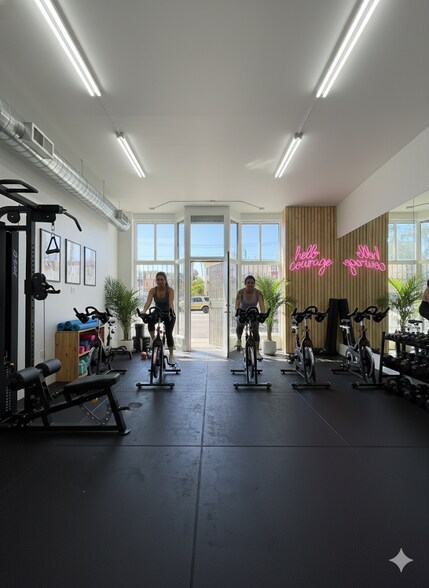 More Photos Of 3500 S Western Ave, Los Angeles Storefront Retail Residential For Lease