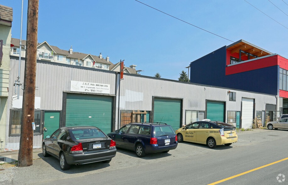 More Photos Of 350 Esplanade E, North Vancouver Warehouse For Lease