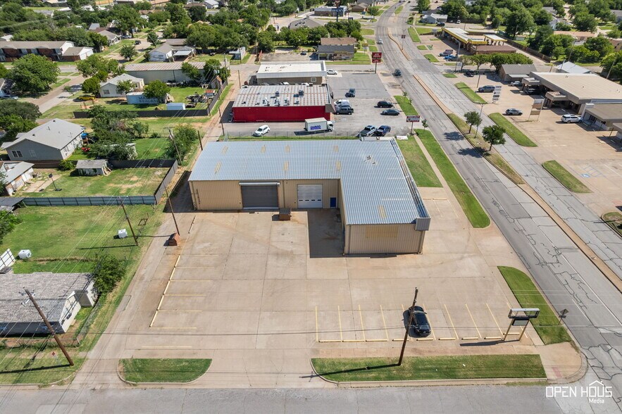 More Photos Of 2412 Kemp Blvd, Wichita Falls Light Manufacturing For Sale