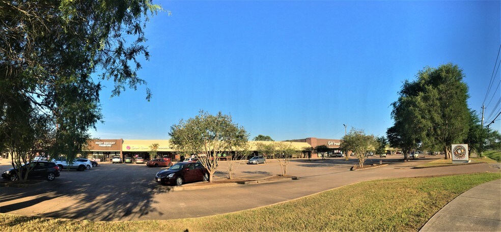 More Photos Of 1701-1799 Texas Pky, Missouri City Unknown For Lease