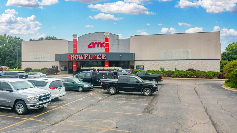 Primary Photo Of 400 Potomac Blvd, Mount Vernon Movie Theatre For Sale