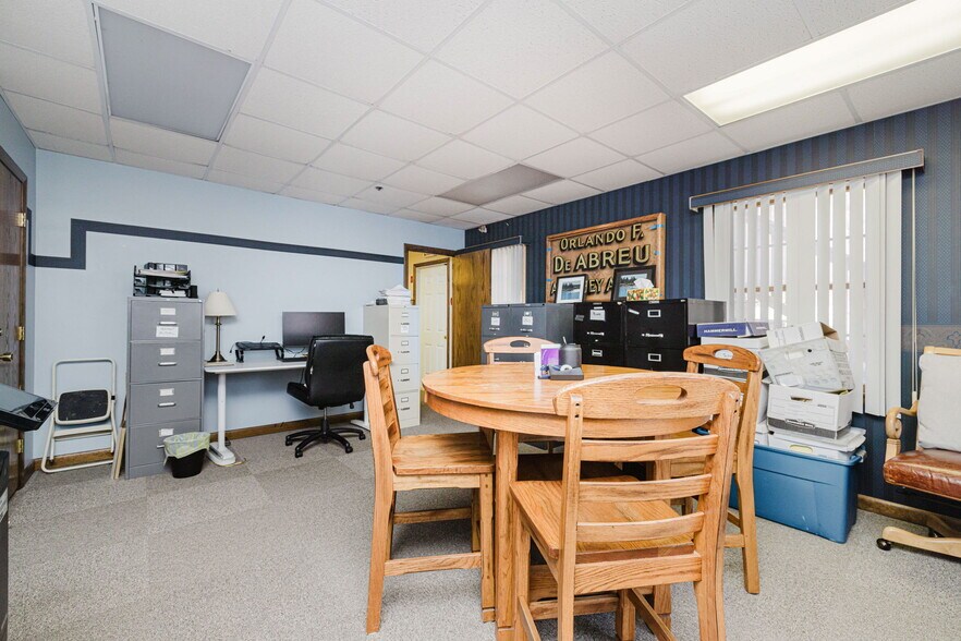 More Photos Of 63 Winthrop St, Taunton Medical For Sale