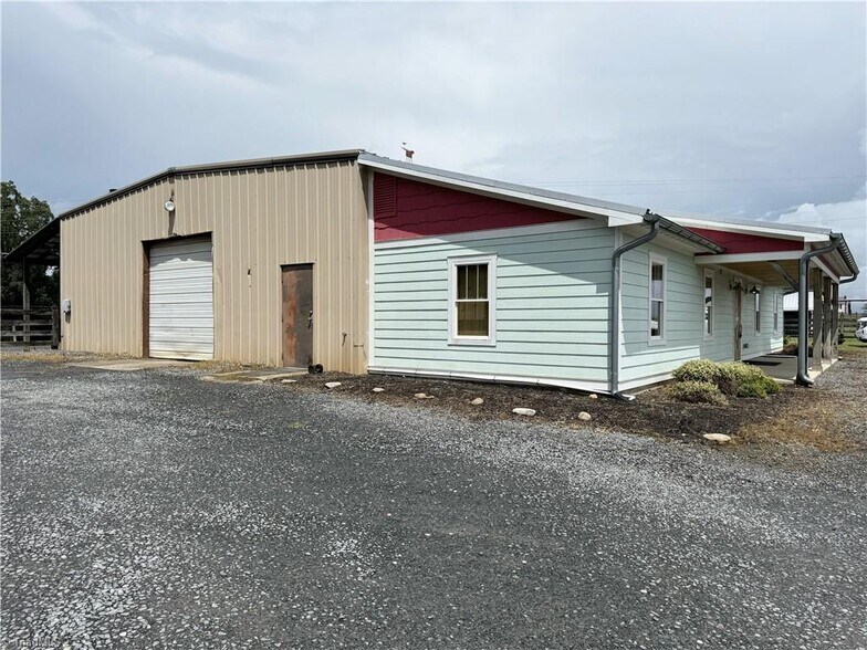 More Photos Of 150 Pine Ridge Rd, Mount Airy Warehouse For Sale