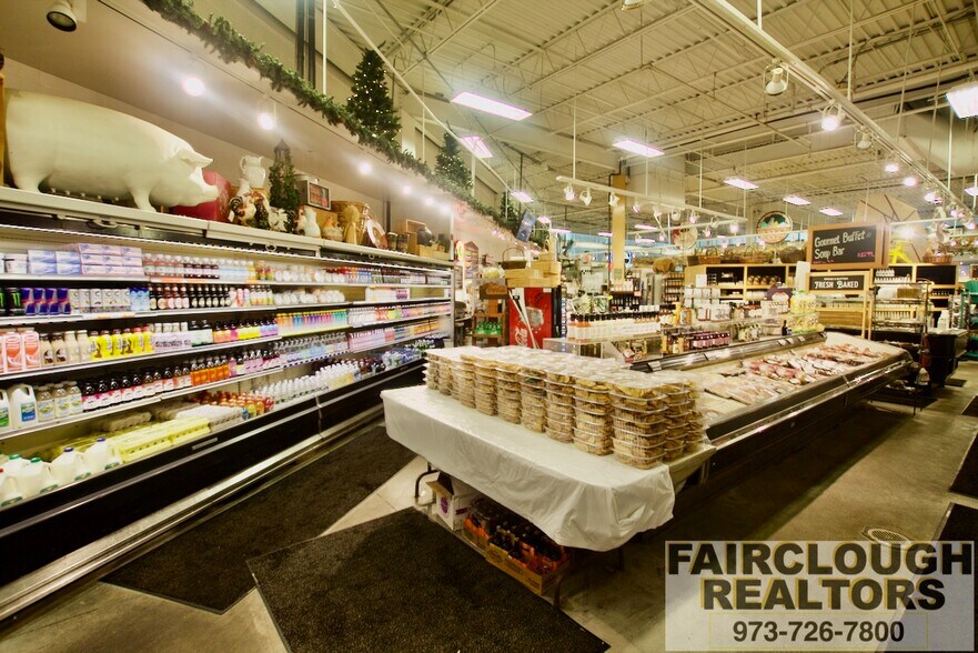 More Photos Of 182 US Highway 206, Flanders General Retail For Sale