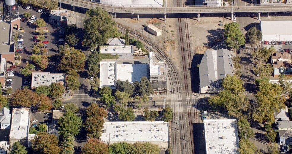 More Photos Of 1915 S St, Sacramento Apartments For Sale