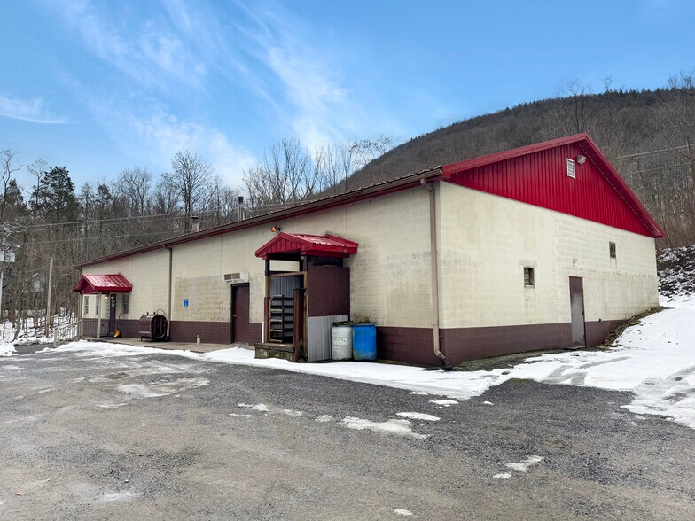 More Photos Of 151 Slaughter House Rd, Claysburg Warehouse For Sale