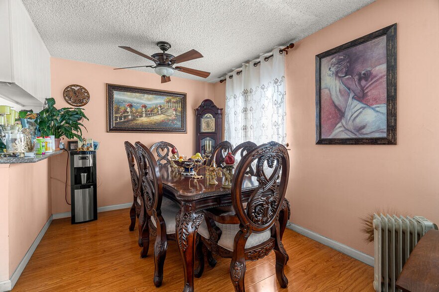 More Photos Of 1825 N Gramercy Pl, Los Angeles Apartments For Sale