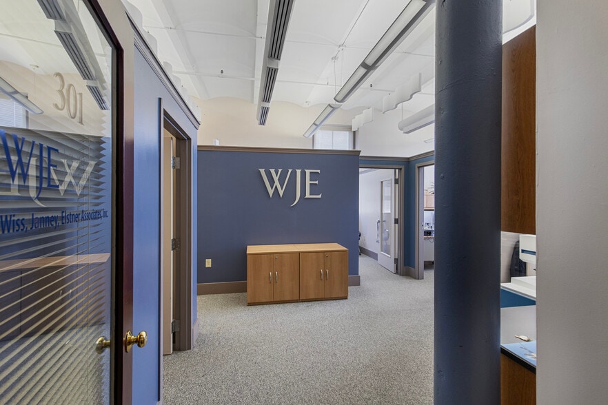 More Photos Of 800 Vinial St, Pittsburgh Office For Sale