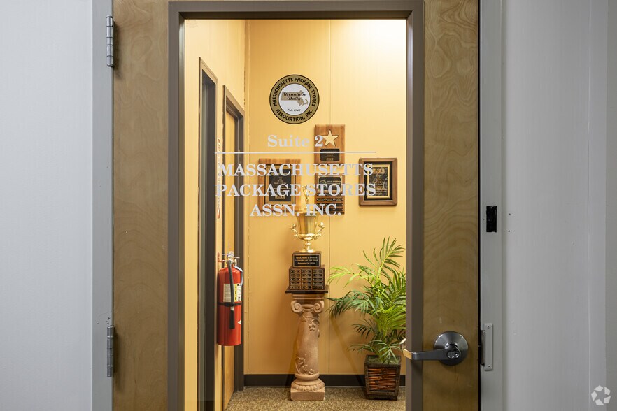 More Photos Of 30 Lyman St, Westborough Unknown For Lease