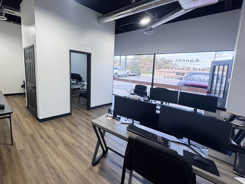 More Photos Of 3305 Chandler Rd, Muskogee Freestanding For Lease