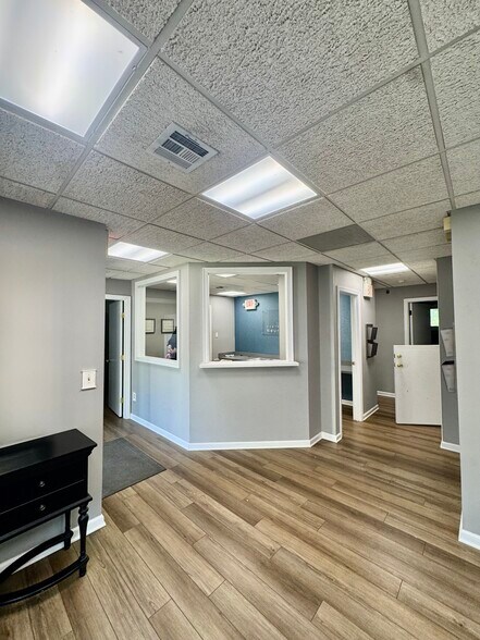More Photos Of 220 Jack Martin Blvd, Brick Medical For Sale