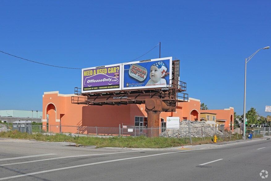 More Photos Of 6600 NW 72nd Ave, Miami General Retail For Sale