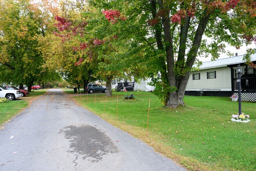 More Photos Of 53 Banker Rd, Morrisonville Manufactured Housing Mobile Home Park For Sale