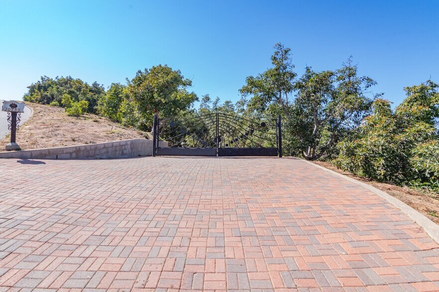 More Photos Of 30555 Camino de las Lomas, Escondido Land For Sale