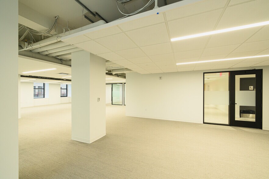 More Photos Of 221 W 10th St, Wilmington Coworking Space