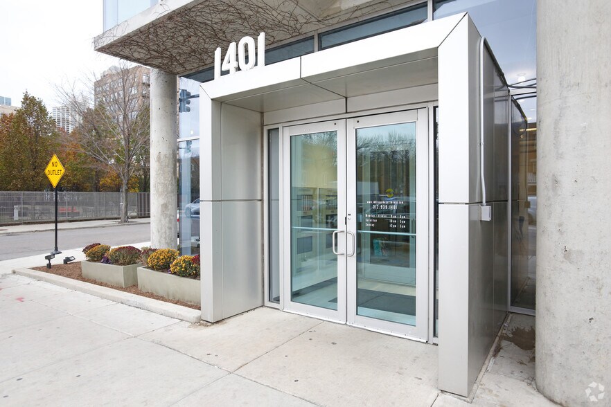 More Photos Of 1401 S State St, Chicago Apartments For Lease