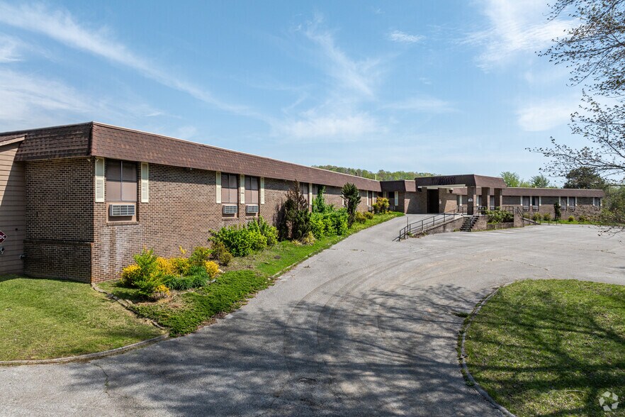 More Photos Of 240 Hannah Rd, Harriman Rehabilitation Center For Sale