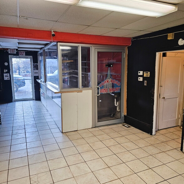 More Photos Of 5307 York Rd, Baltimore Storefront Retail Residential For Sale