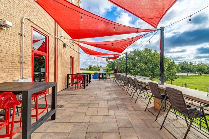 More Photos Of 200 S Magdalen St, San Angelo Police Fire Station For Sale