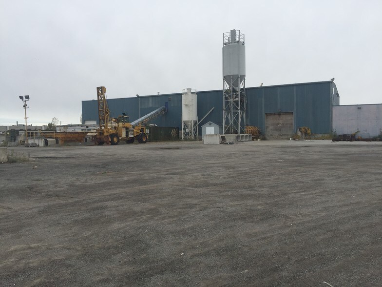 More Photos Of 1331 de la Gare, Mascouche Land For Sale