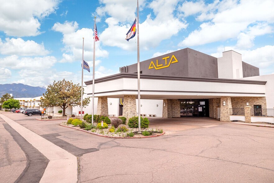 More Photos Of 2886 S Circle Dr, Colorado Springs Apartments For Sale