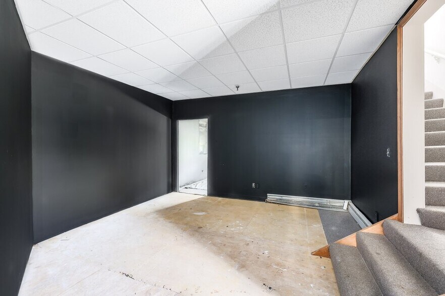 More Photos Of 86 Pleasant St, Marlborough Religious Facility For Sale