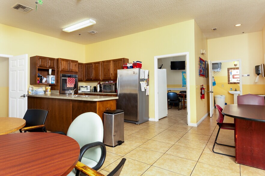 More Photos Of 422 Martin Rd SE, Palm Bay Daycare Center For Sale