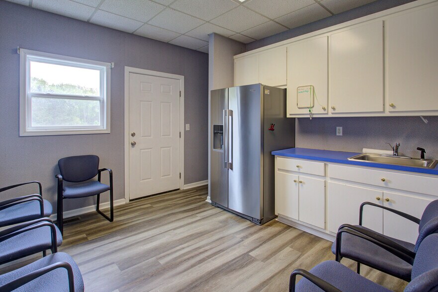 More Photos Of 3250 Keith Bridge Rd, Cumming Medical For Lease