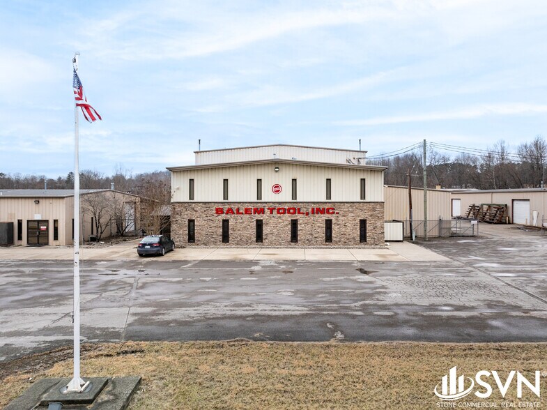 More Photos Of 6109 US-25, Lily Warehouse For Lease