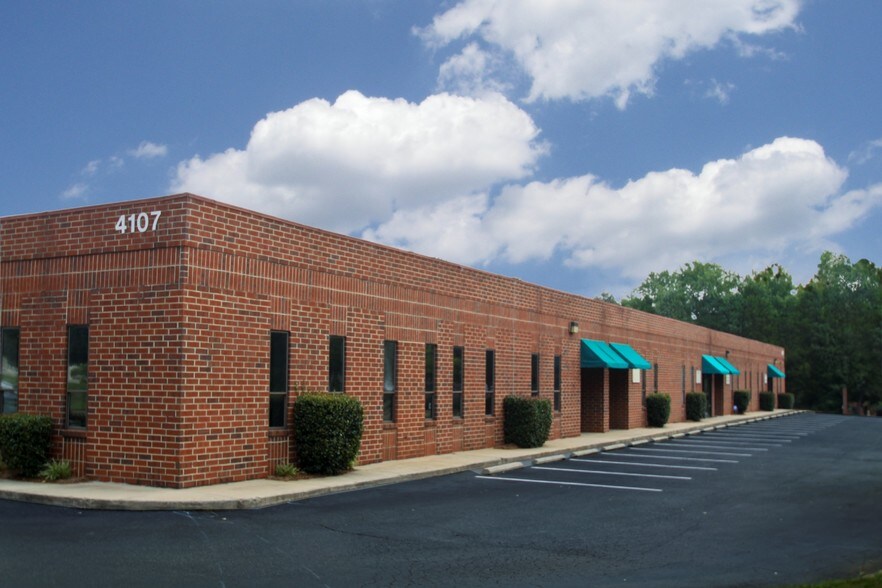 Primary Photo Of 4111 Rose Lake Dr, Charlotte Light Distribution For Lease