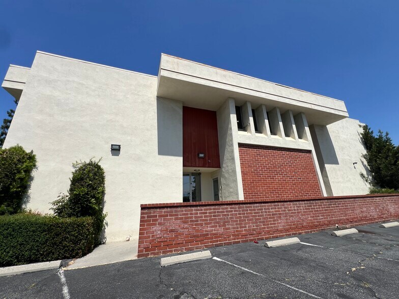 Primary Photo Of 66 W Duarte Rd, Arcadia Office For Lease