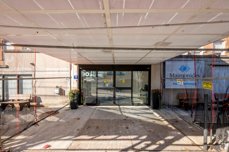 More Photos Of 9060 7th Ave, Brooklyn Hospital For Lease