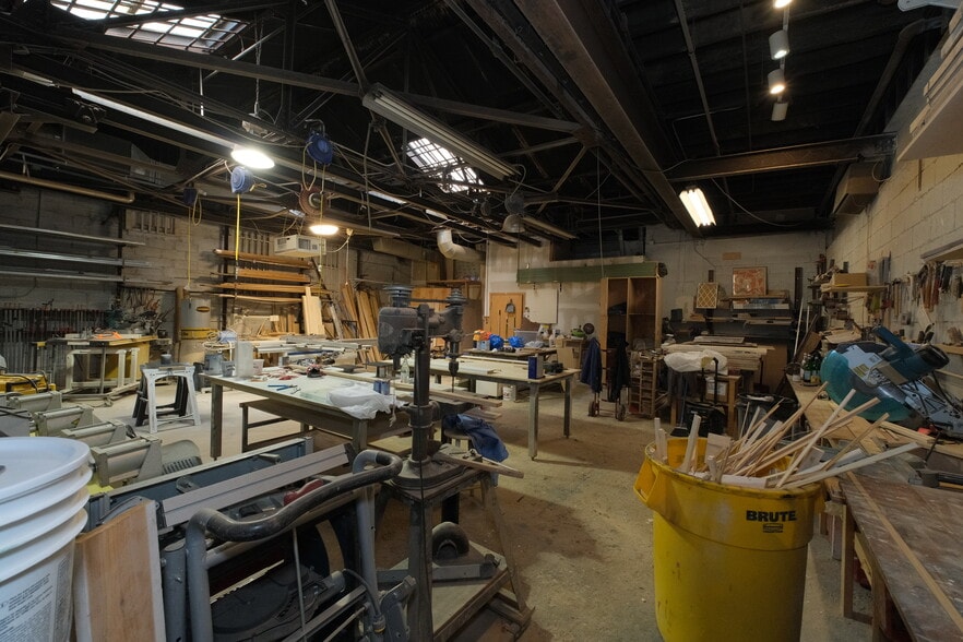 More Photos Of 154 26th St, Brooklyn Warehouse For Sale