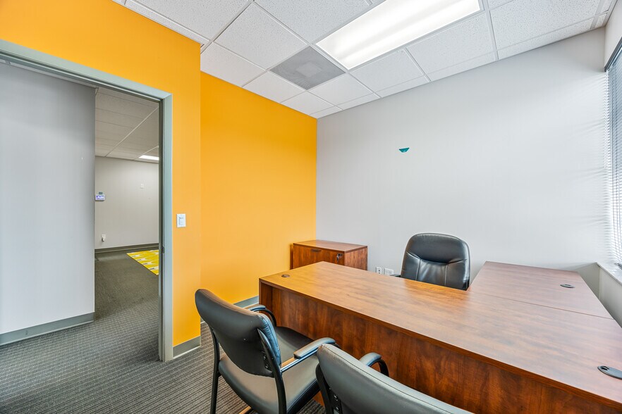 More Photos Of 5500 Murrell Rd, Melbourne Office For Lease