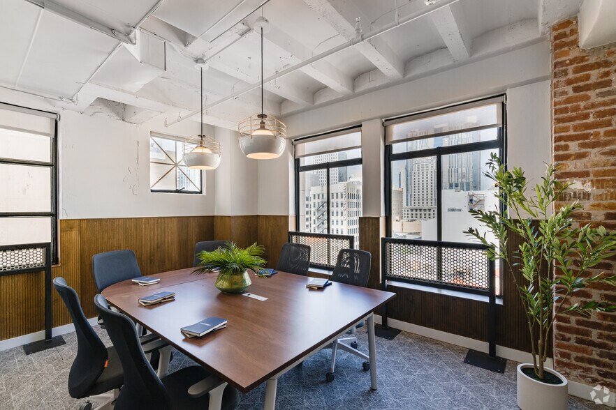 More Photos Of 117 NE 1st Ave, Miami Office For Lease