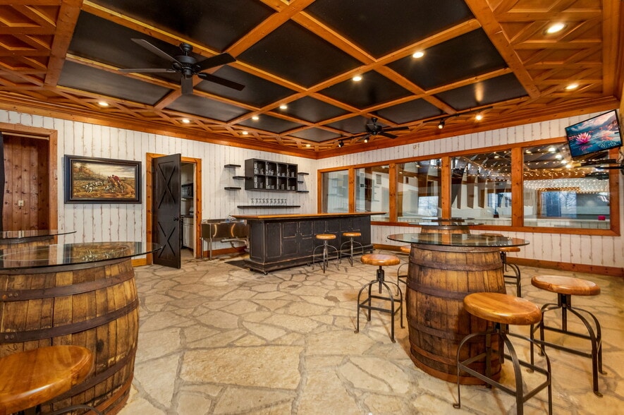 More Photos Of 12298 Croton Rd, Croton Specialty For Sale