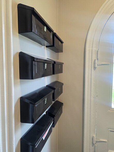 More Photos Of 8 Union St, Claremont Apartments For Sale